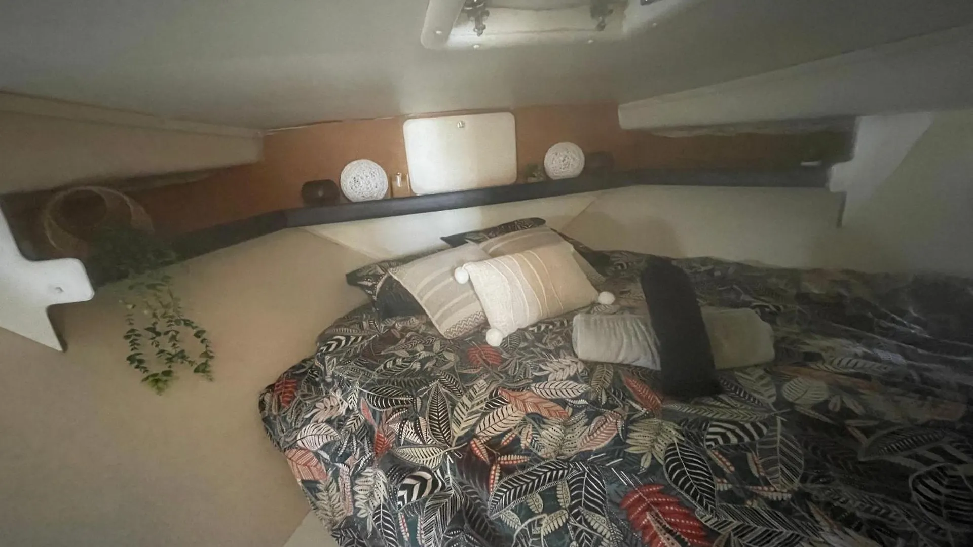 Nuit Insolite Et Cocon Valence  Bateau-hôtel Valence (Drome)