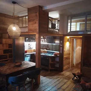 https://bel-appartement-centre-village-netflix-cheminee.fr-provencehotel.com