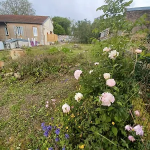 Logis Des Pivoines Trezelles
